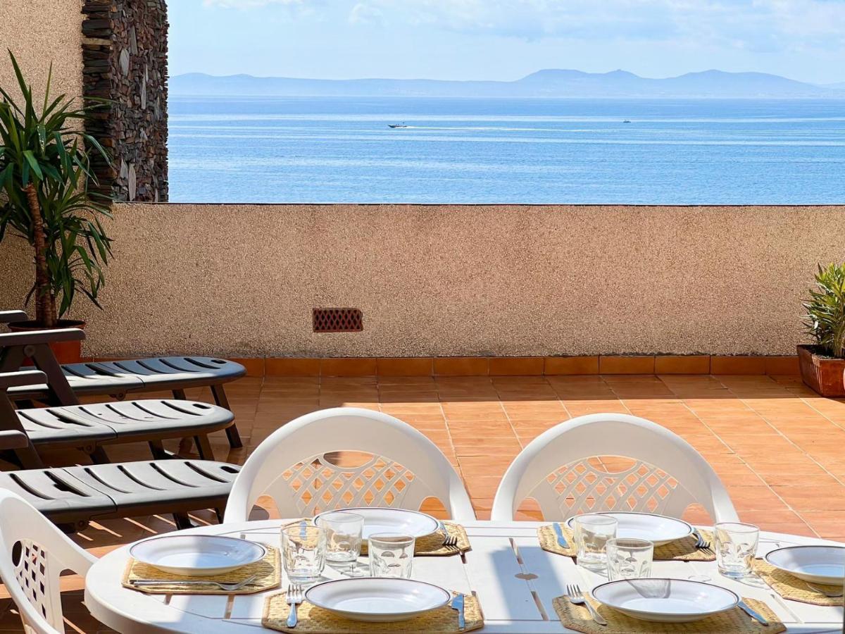 Apartamento Frente Al Mar Con Piscina * Roses