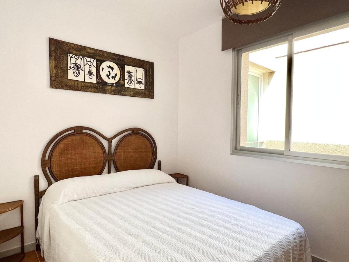 Apartamento Frente Al Mar Con Piscina