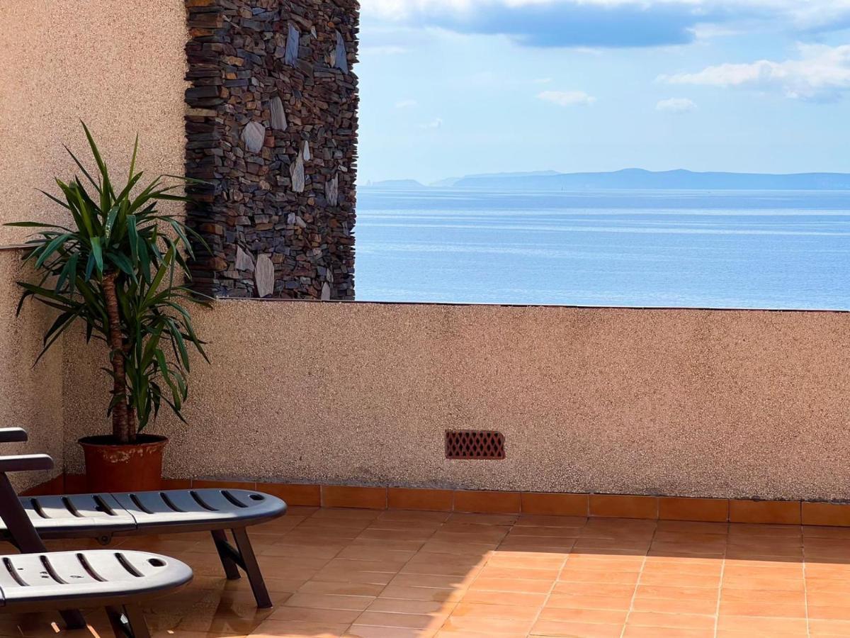 Apartamento Frente Al Mar Con Piscina Appartement *